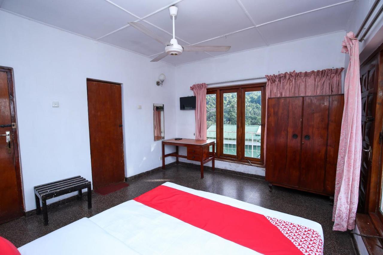 Oyo 436 Sandakelum Tourist Guest House Kandy Exterior foto